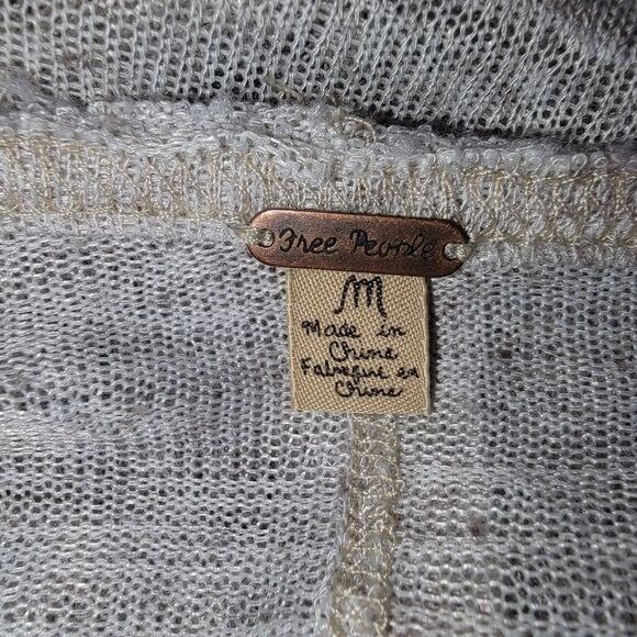 Free People Lace Trim Knit Cardigan size Medium - Picture 2 of 7